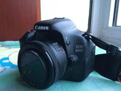 Canon600D（探索佳能600D相机的功能与性能）