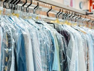 懒到家如何洗衣服？（简单省力的干洗衣服方法。）