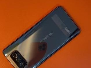 华硕手机新品评测（华硕手机性能、拍照、续航等方面的全面解析）