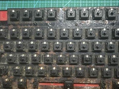 2108S（性能强劲、智能科技领先，2108S让驾驶更加畅快）